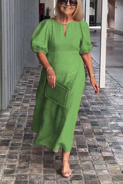 Beautifully Finished Dress in a Timeless Design