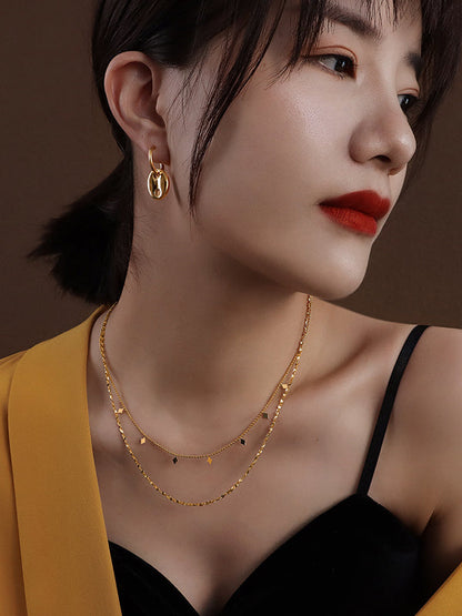 Effortlessly Elegant Garment with a Timeless Design