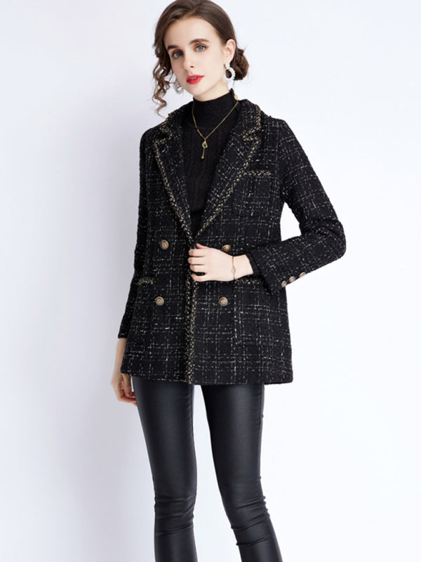 Effortlessly Elegant Jacket with a Timeless Design