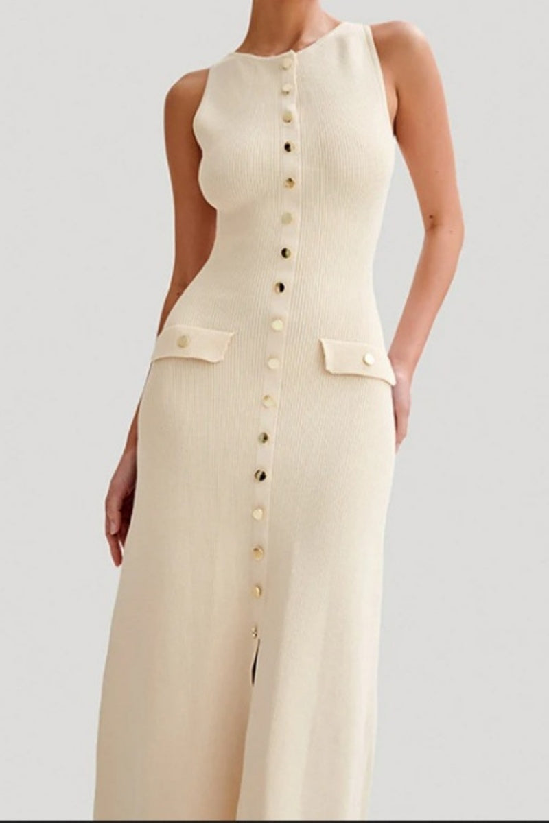 Effortlessly Elegant Dress with a Timeless Design