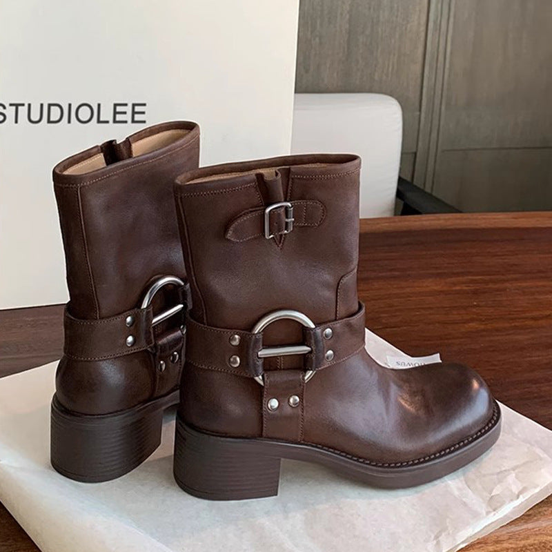 Classic Vintage Boots with a Flattering Fit
