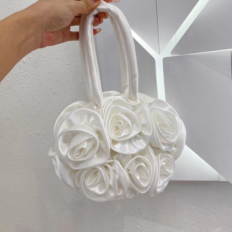 Beautifully Finished Bag in a Timeless Design