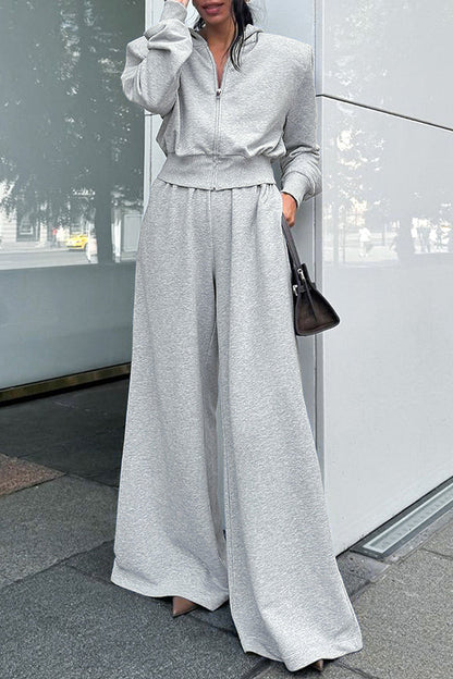 Sophisticated Garment with a Clean Classic Look