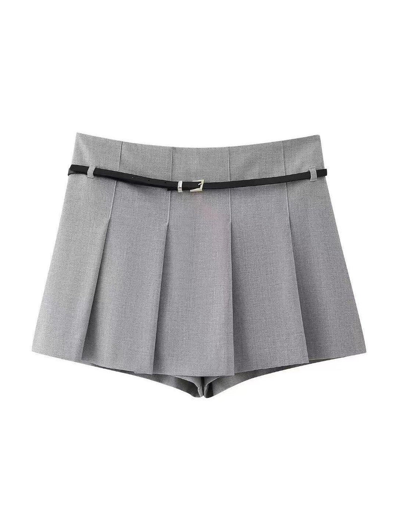 A Vintage Style Garment with Delicate Timeless Details