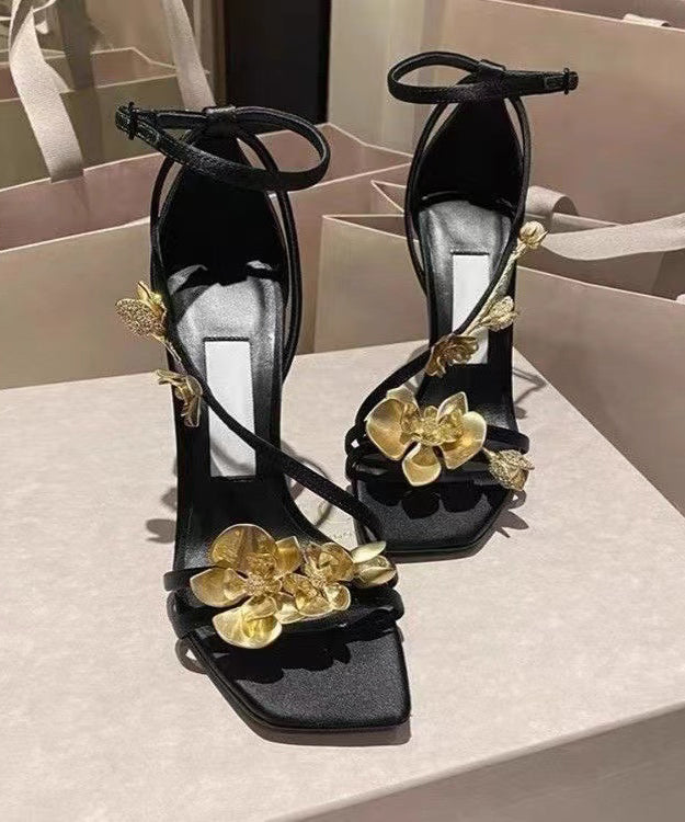 Classic Vintage Sandals with a Flattering Fit