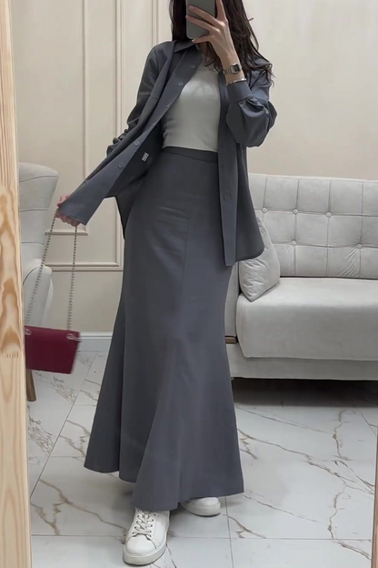 Well Tailored Garment with a Graceful Silhouette