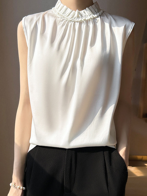 A Vintage Style Top with Delicate Timeless Details