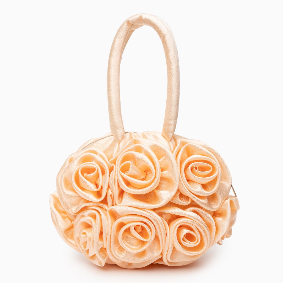 Beautifully Finished Bag in a Timeless Design