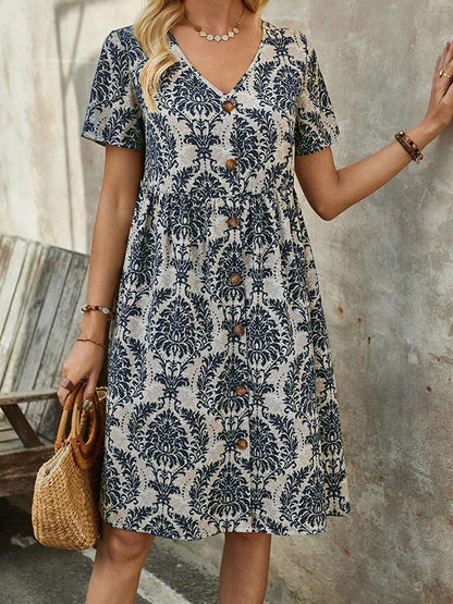 Sophisticated Dress with a Clean Classic Look