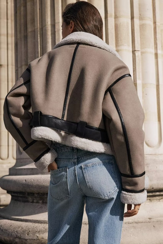 Gracefully Styled Jacket for Any Occasion