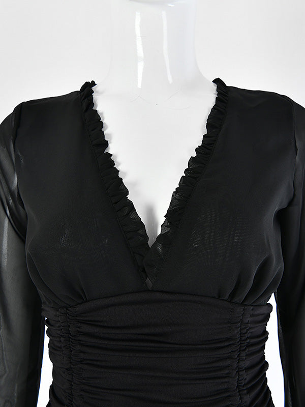 A Vintage Style Dress with Delicate Timeless Details