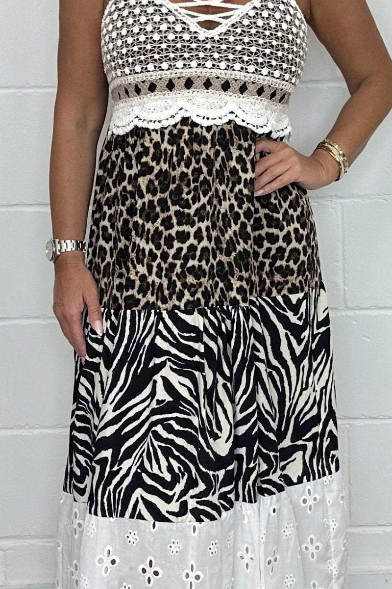 Gracefully Styled Dress for Any Occasion