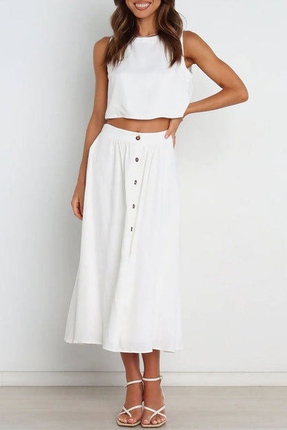 Gracefully Styled Garment for Any Occasion