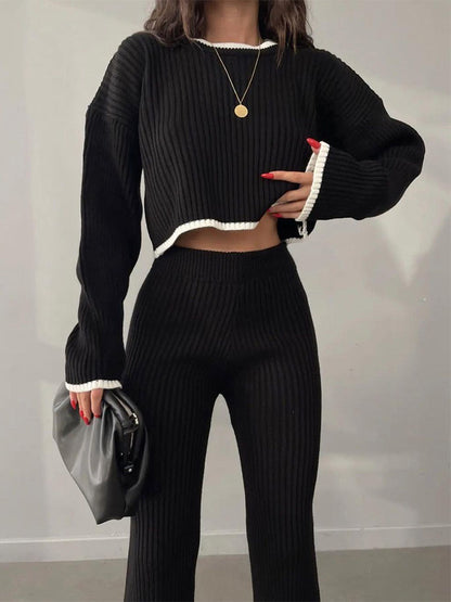 Effortlessly Elegant Sweater with a Timeless Design