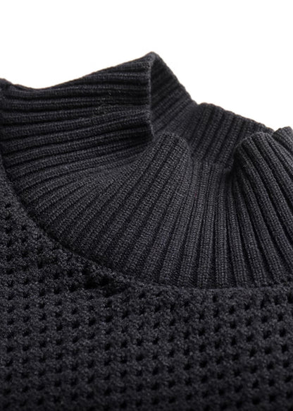 Effortlessly Elegant Top with a Timeless Design