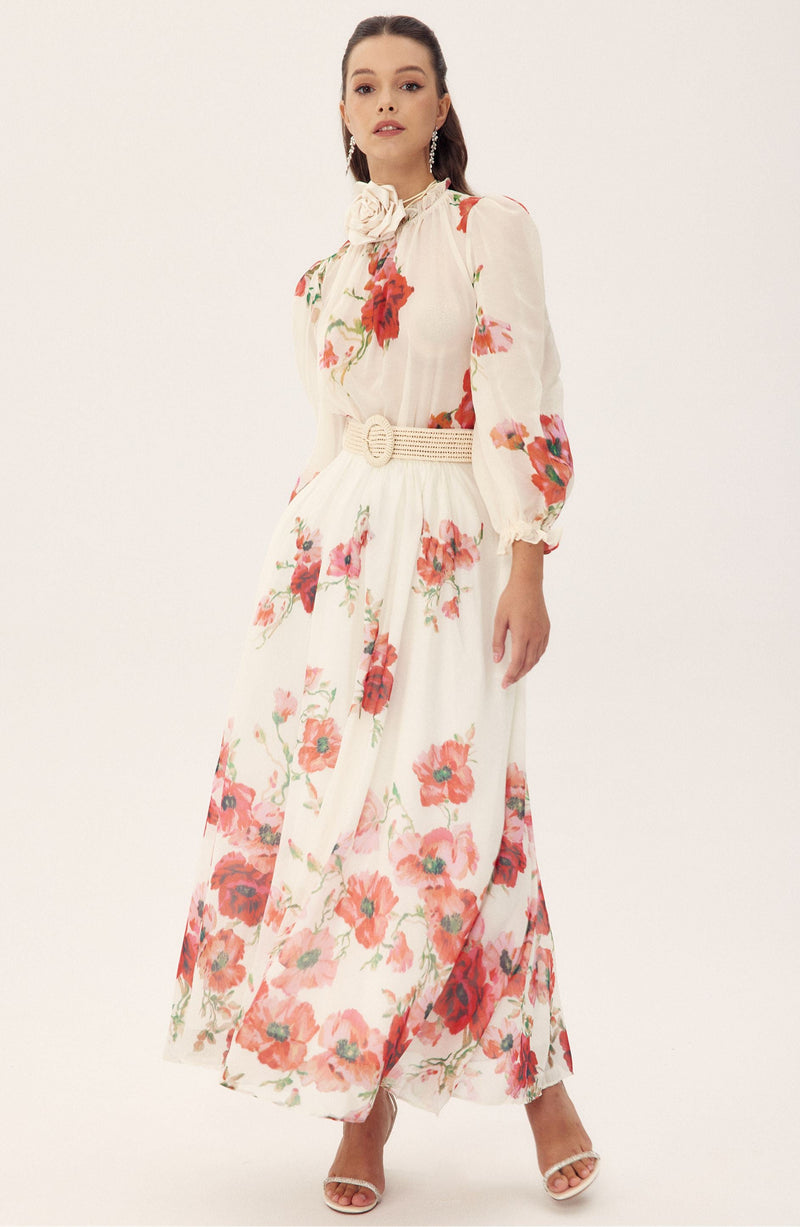 Well Tailored Garment with a Graceful Silhouette
