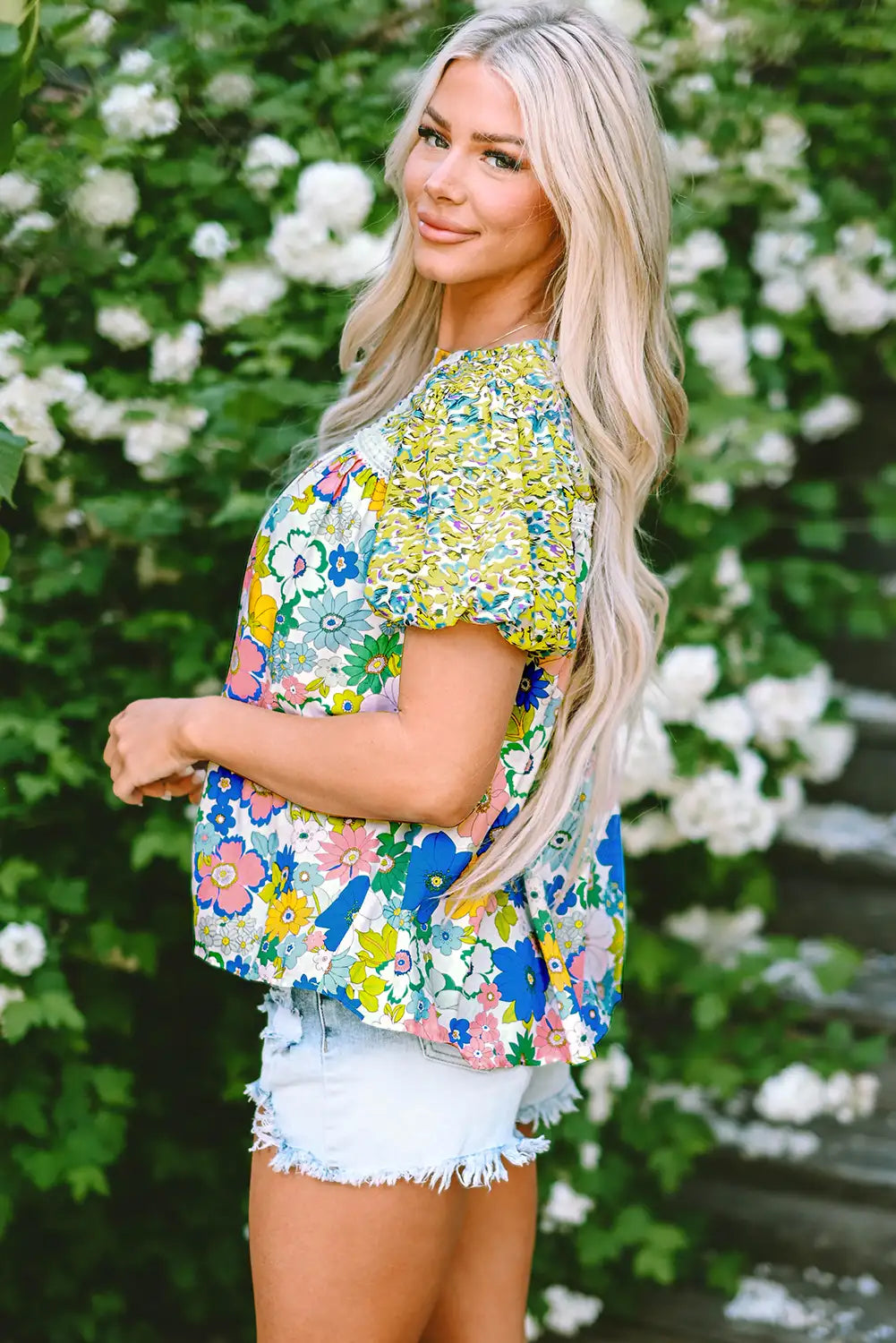 Beautifully Finished Blouse in a Timeless Design