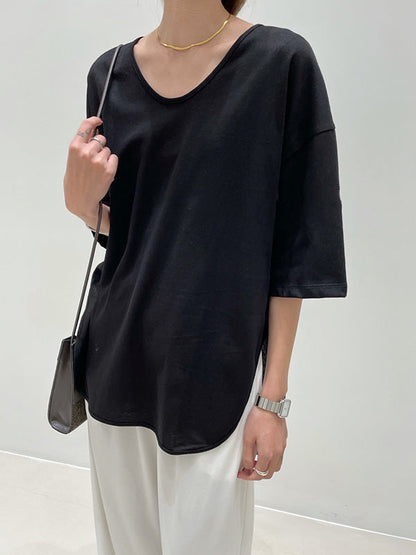 Well Tailored T-Shirt with a Graceful Silhouette