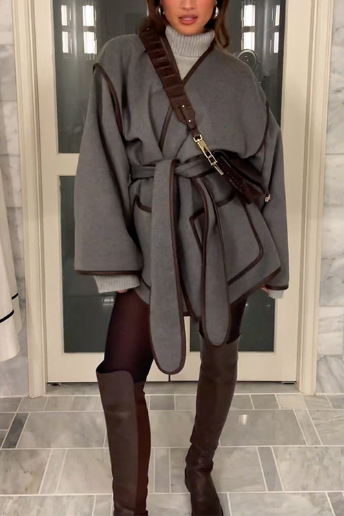 Well Tailored Coat with a Graceful Silhouette