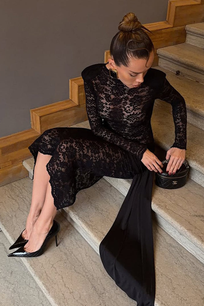 A Vintage Style Dress with Delicate Timeless Details