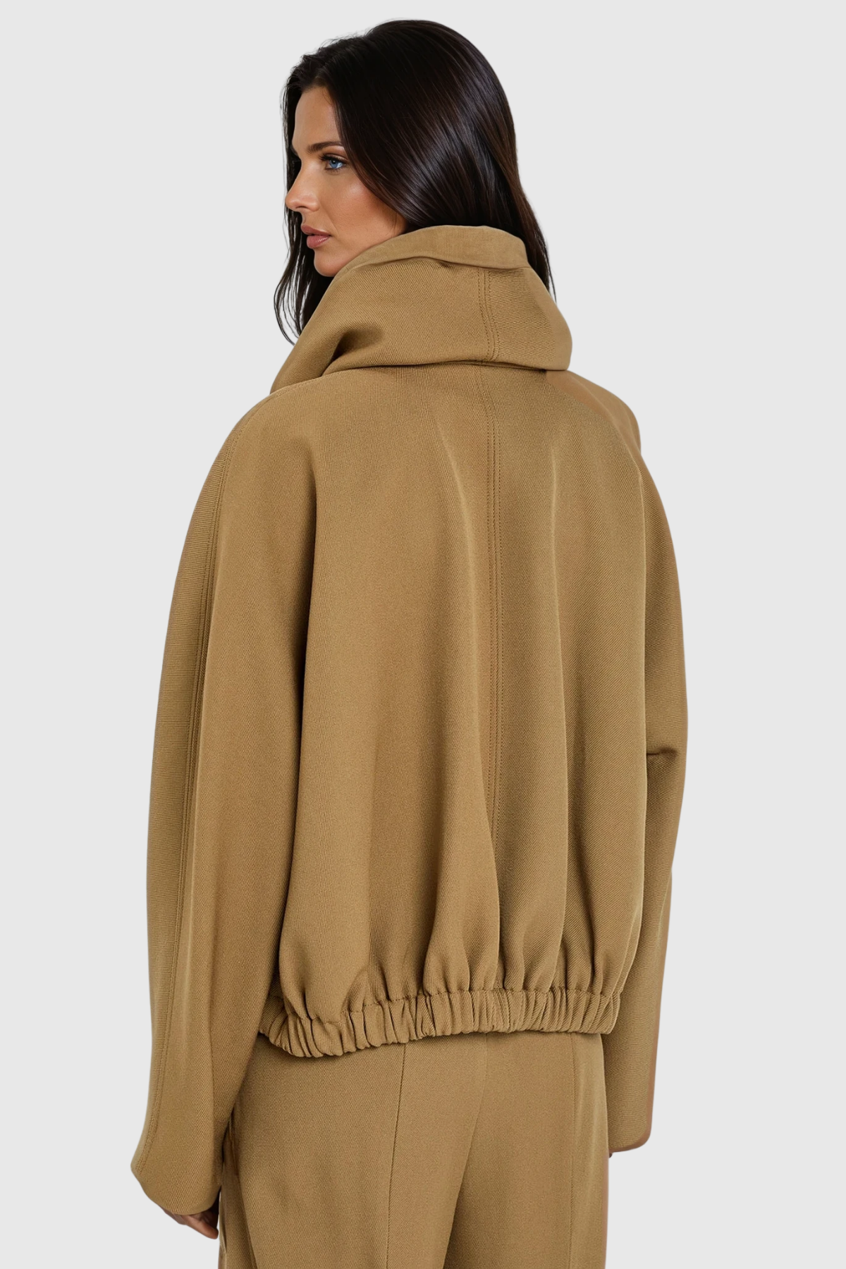 Well Tailored Jacket with a Graceful Silhouette
