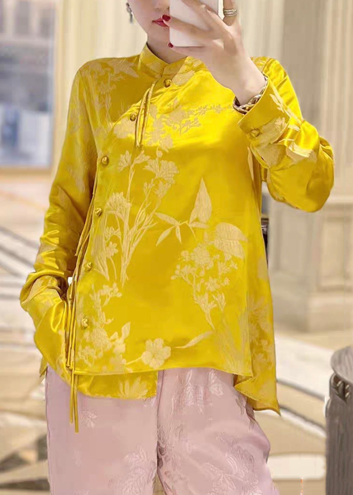 Beautifully Finished Shirt in a Timeless Design