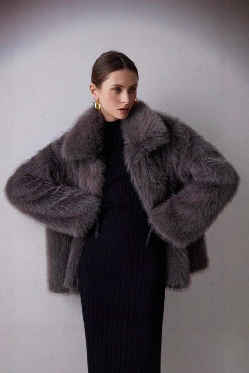Beautifully Finished Coat in a Timeless Design