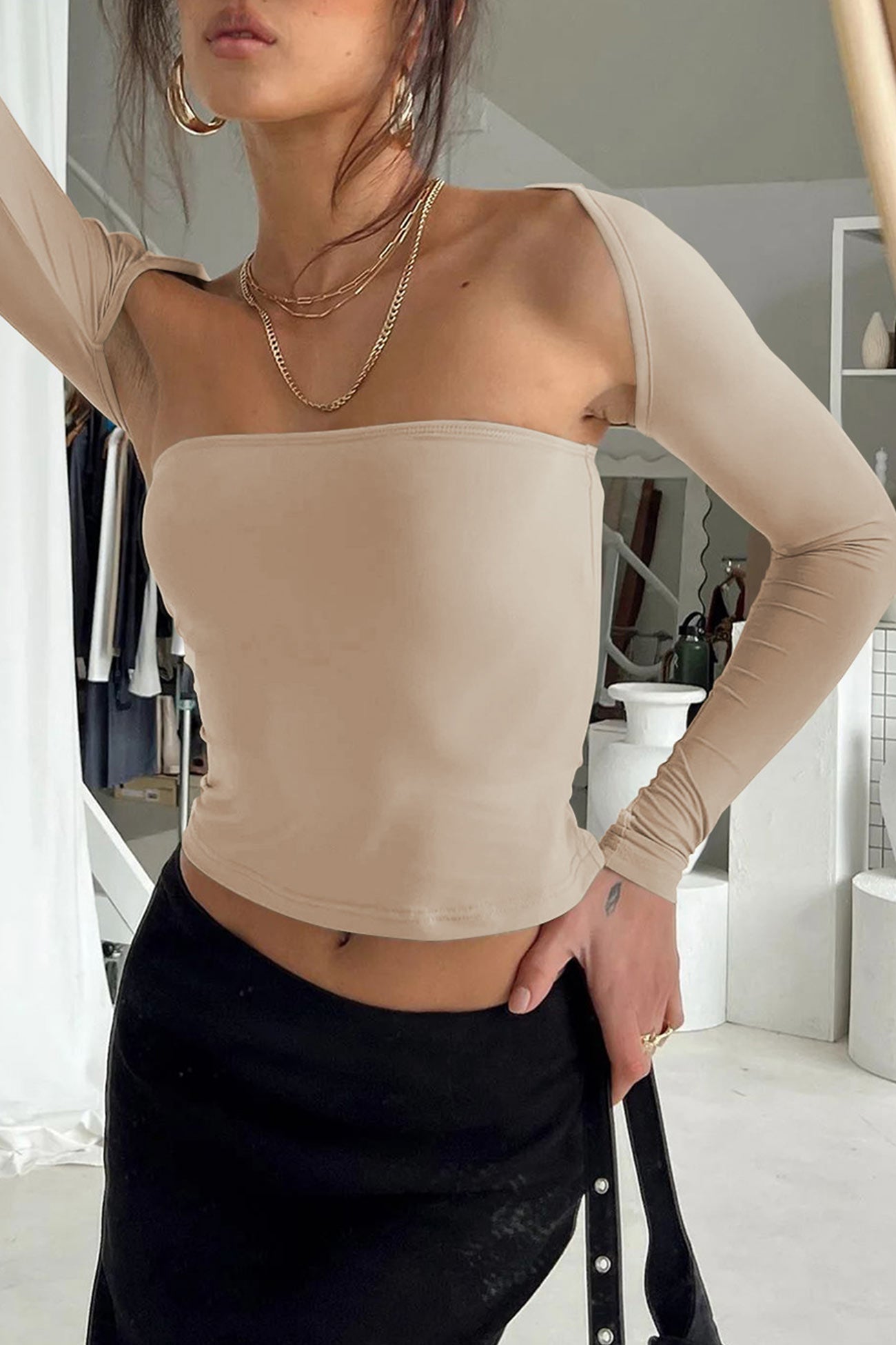 Well Tailored Cardigan with a Graceful Silhouette