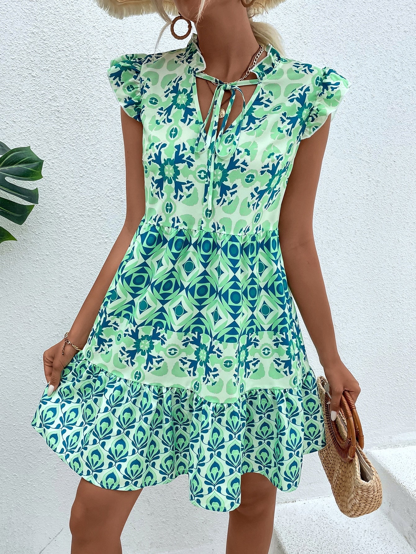 Beautifully Crafted Dress in a Classic Style