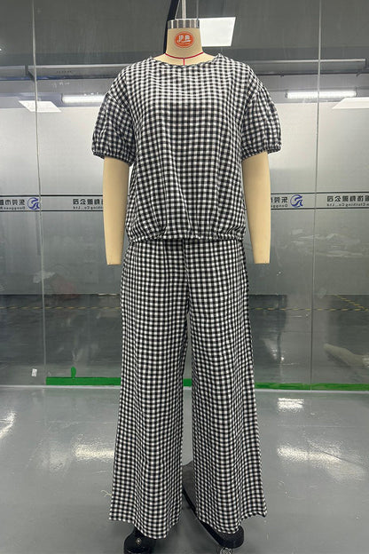Well Tailored Garment with a Graceful Silhouette