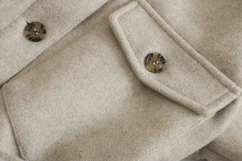 Effortlessly Elegant Shirt with a Timeless Design