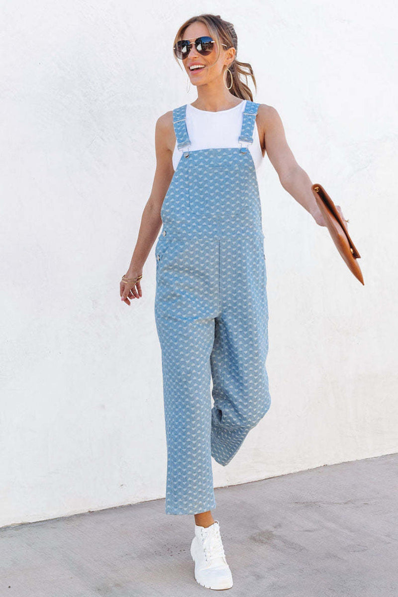 Gracefully Styled Garment for Any Occasion