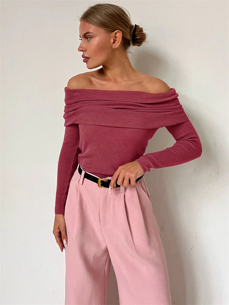 Effortlessly Elegant Sweater with a Timeless Design