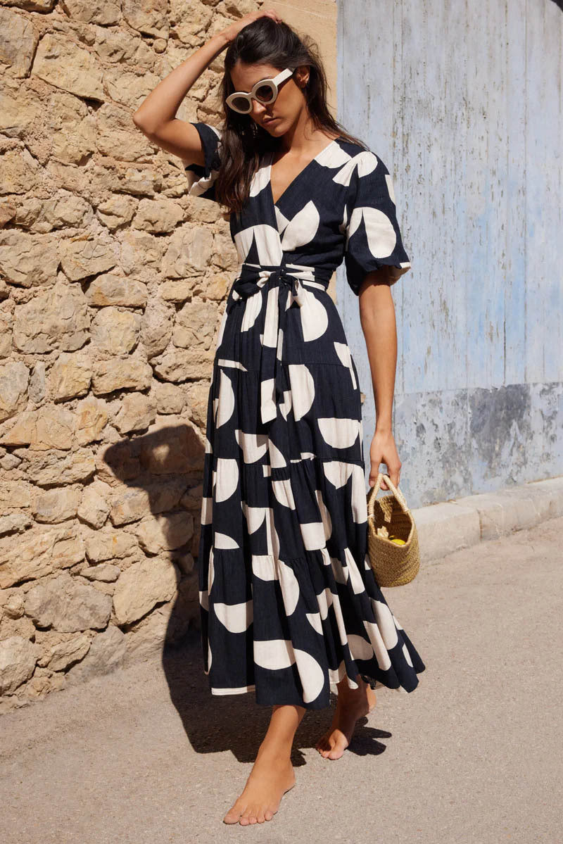 Elegantly Styled Dress for Everyday Wear