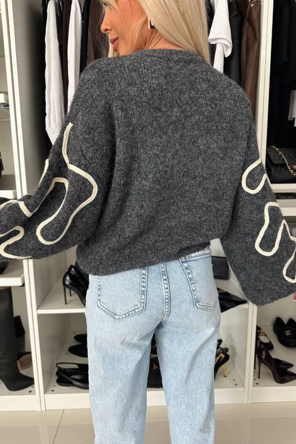 Classic Vintage & Enduringly Stylish Sweater