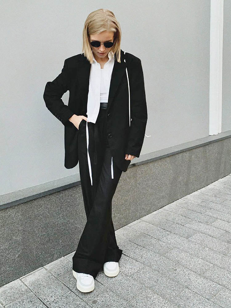 Beautifully Crafted Pants in a Classic Style