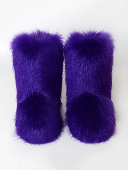 Effortlessly Elegant Boots with a Timeless Design