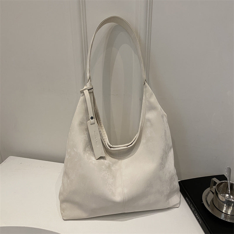 Beautifully Balanced Bag with Timeless Character