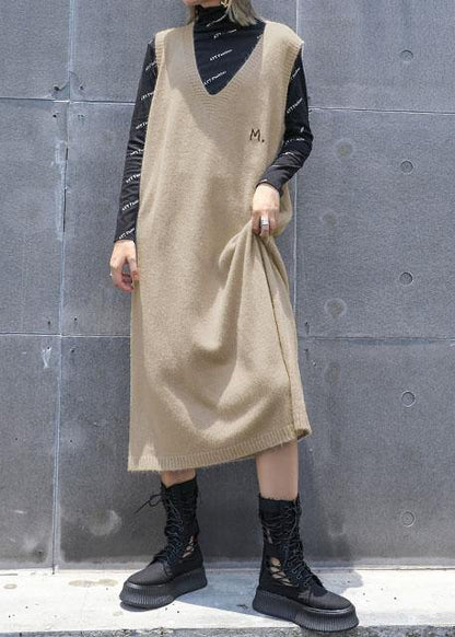 Well Tailored Sweater with a Graceful Silhouette
