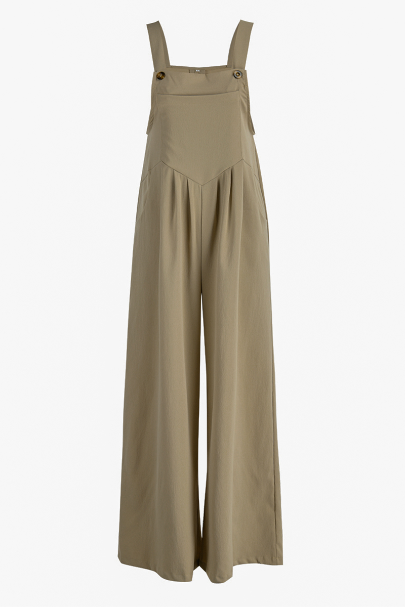 Gracefully Styled Garment for Any Occasion