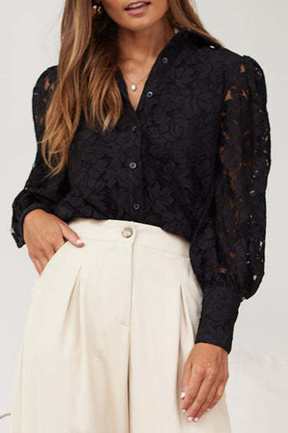 Sophisticated Blouse with a Clean Classic Look