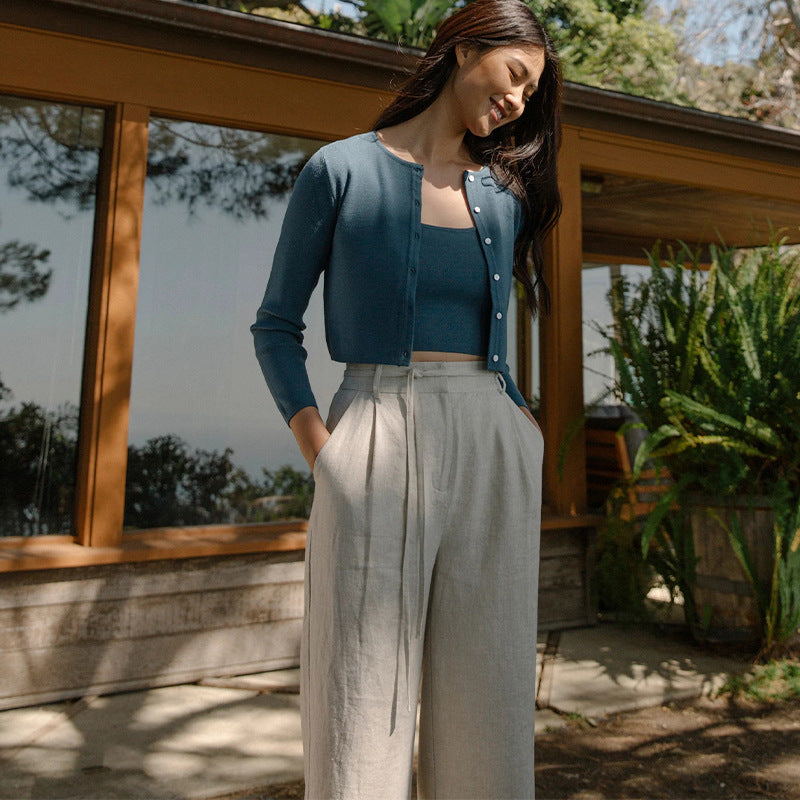 Elegantly Styled Pants for Everyday Wear