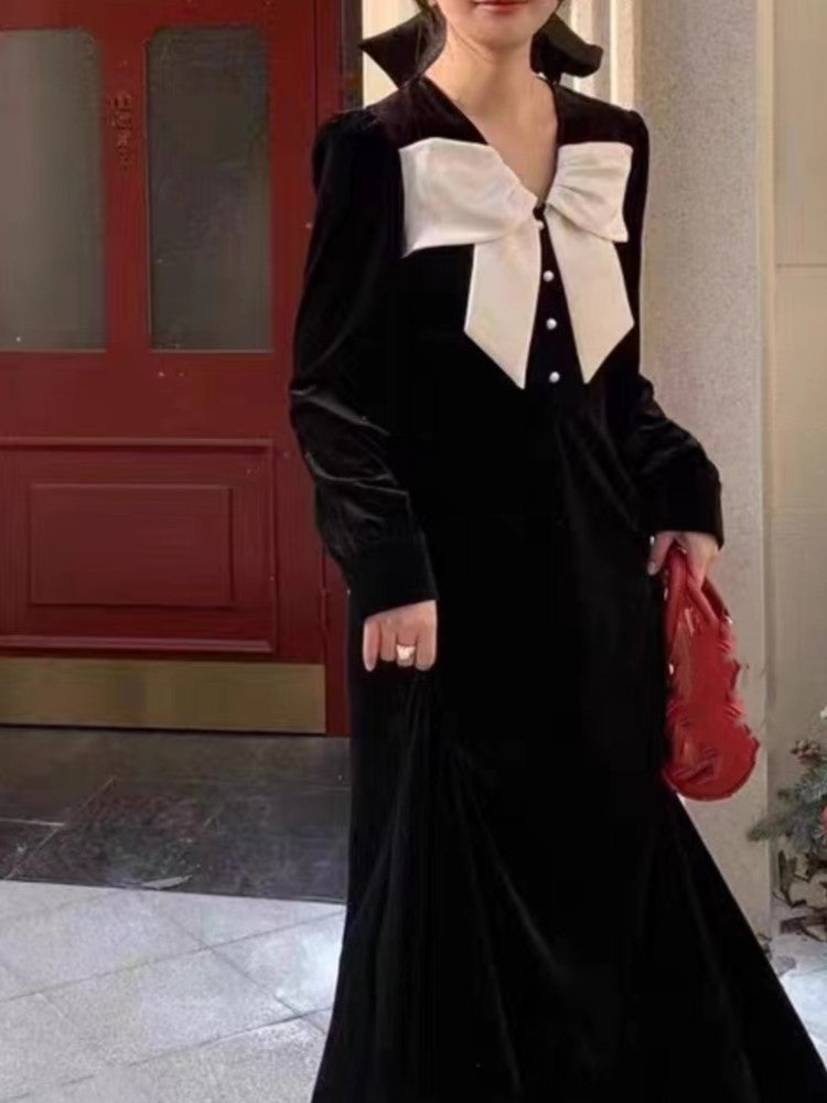 Classic Vintage & Enduringly Stylish Dress