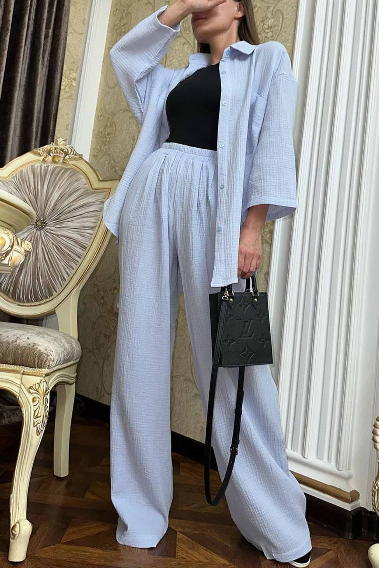 Well Tailored Pants with a Graceful Silhouette