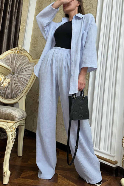 Classic Vintage Pants with a Flattering Fit