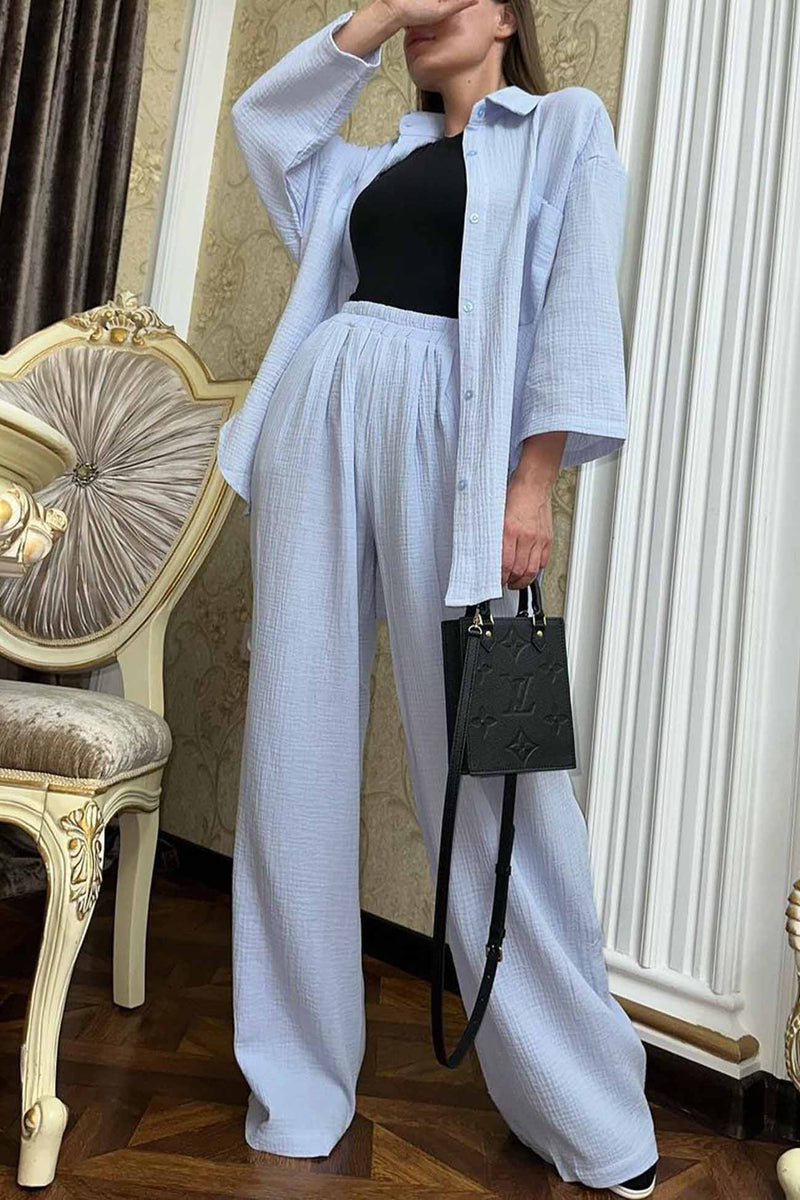 Classic Vintage Pants with a Flattering Fit