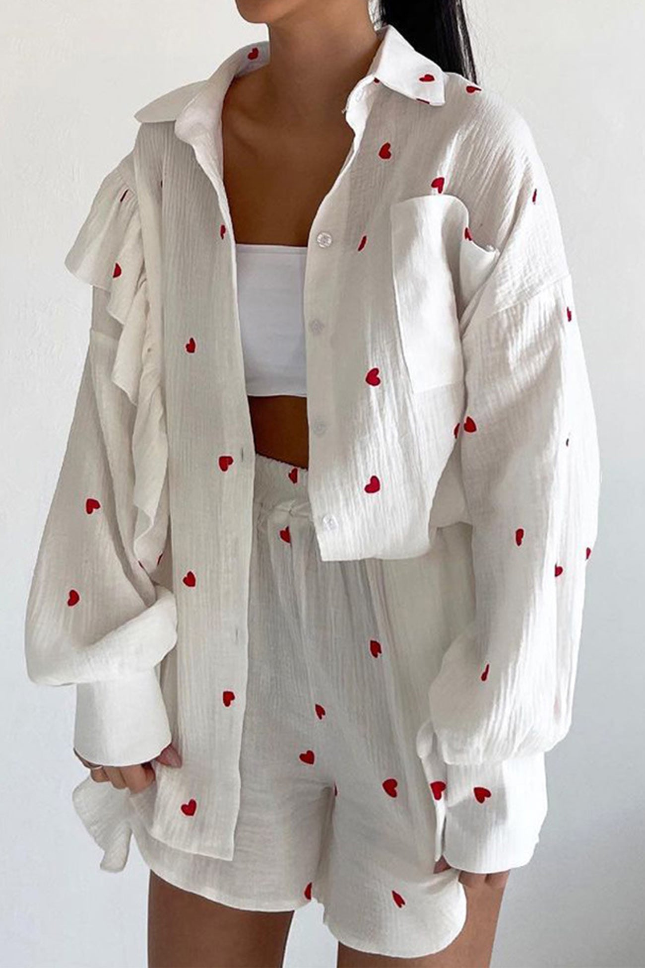 Effortlessly Elegant Shirt with a Timeless Design