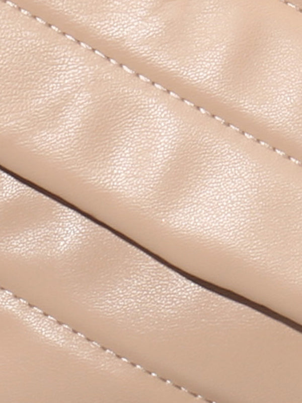 Beautifully Crafted Bag in a Classic Style