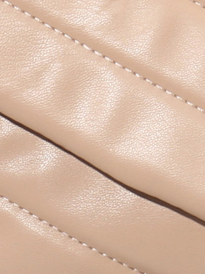 Beautifully Crafted Bag in a Classic Style