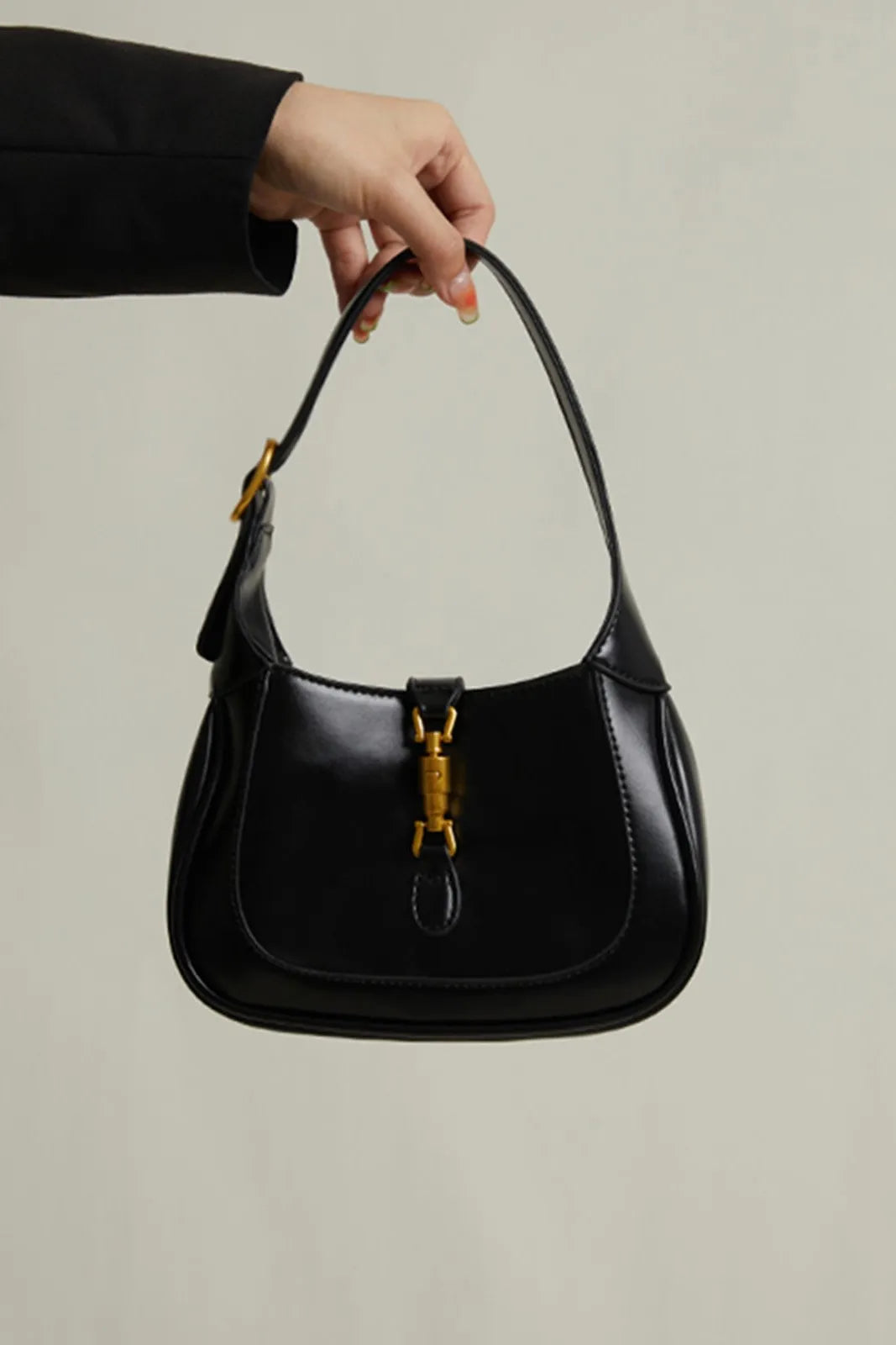Elegantly Styled Bag for Everyday Wear